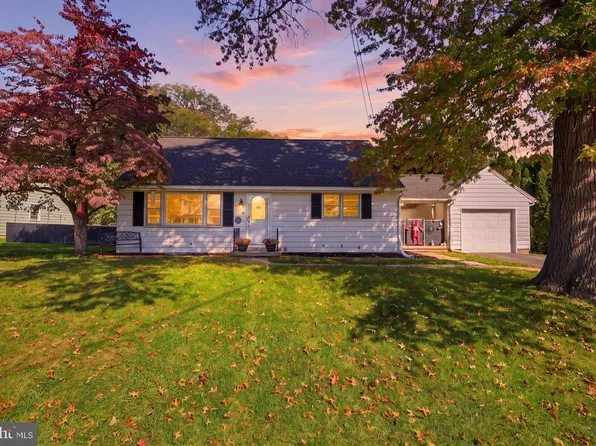 129 E Harrisburg Ave, Elizabethtown, PA 17022
