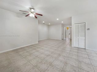 1434 W Park Row Dr, Arlington, TX 76010