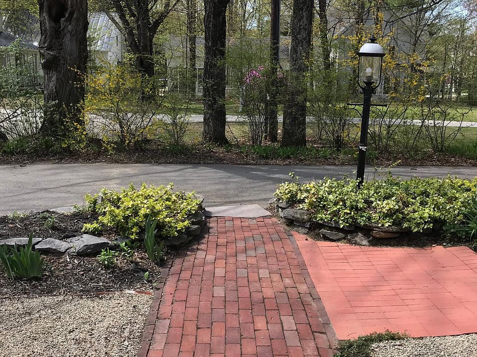 303 Main St, Hopkinton, NH 03229 Zillow