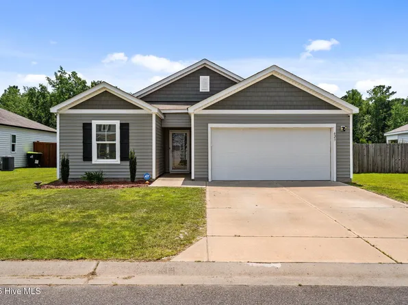 623 Avington Lane NE, Leland, NC 28451