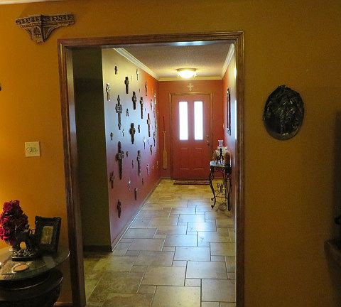 4th image of 702 Rebecca Dr