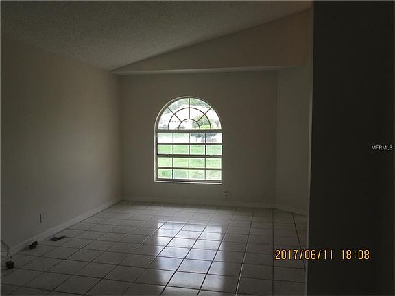 2nd image of 3715 Narroline Dr
