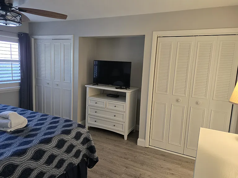 26 S Forest Beach Dr #62 — Photo 22