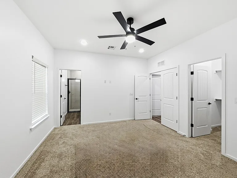 15113 Ambition Ave — Photo 16