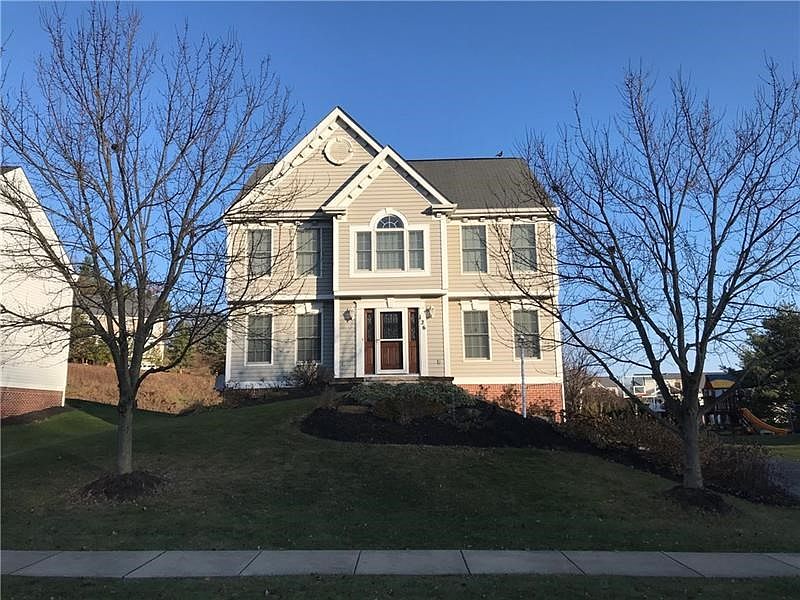 126 Cardinal Circle