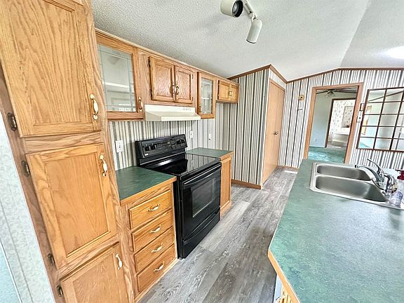 4th image of 59 Deerfield Dr