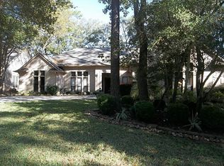 195 Springs Edge Dr, Montgomery, TX 77356