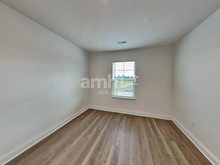 1343 Park Pl S — Photo 16