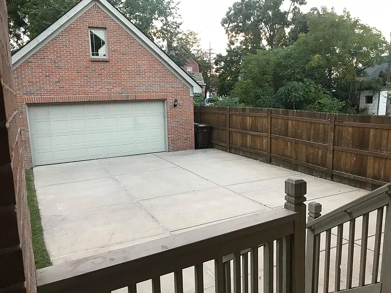 799 N Holbrook St — Photo 20