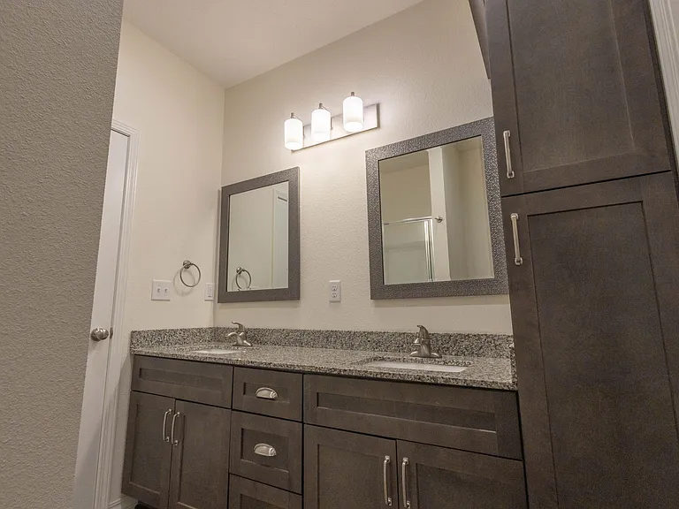 3051 W Cardinal St — Photo 14