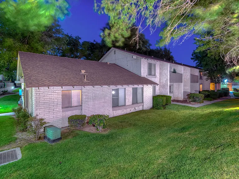 Fairway Manor Apartment Homes