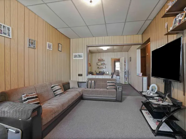 67-03 Myrtle Avenue image 22 of 36