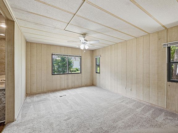 5th image of 619 Sirius Dr