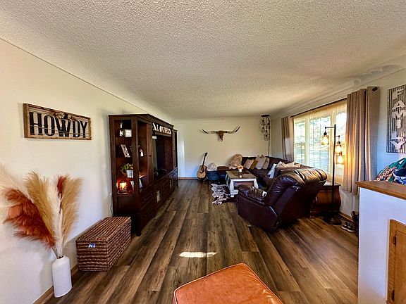 Vinyl planking living room floor