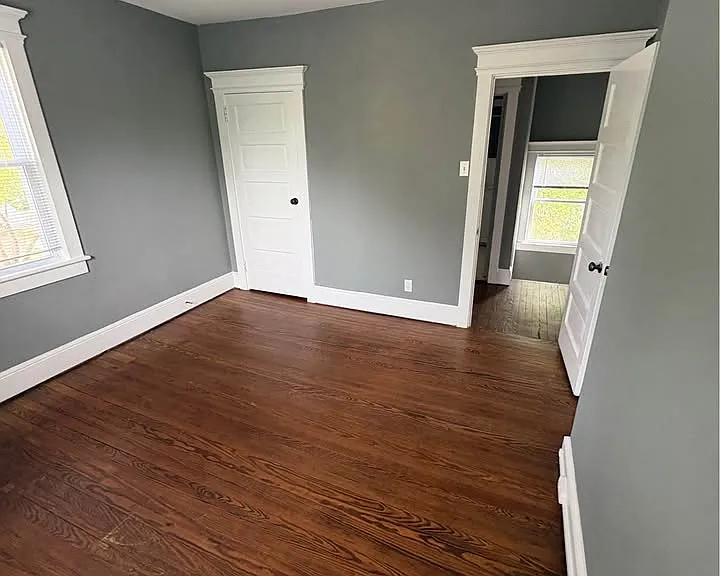 1439 Shore Rd — Photo 9