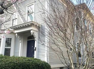 14 Barnes St, Providence, RI 02906