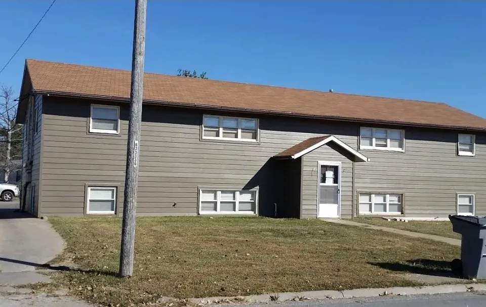 314 Stratford Dr #2