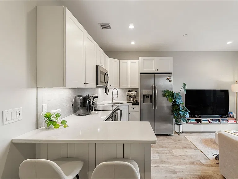 1457 Tremont St #201 — Photo 2