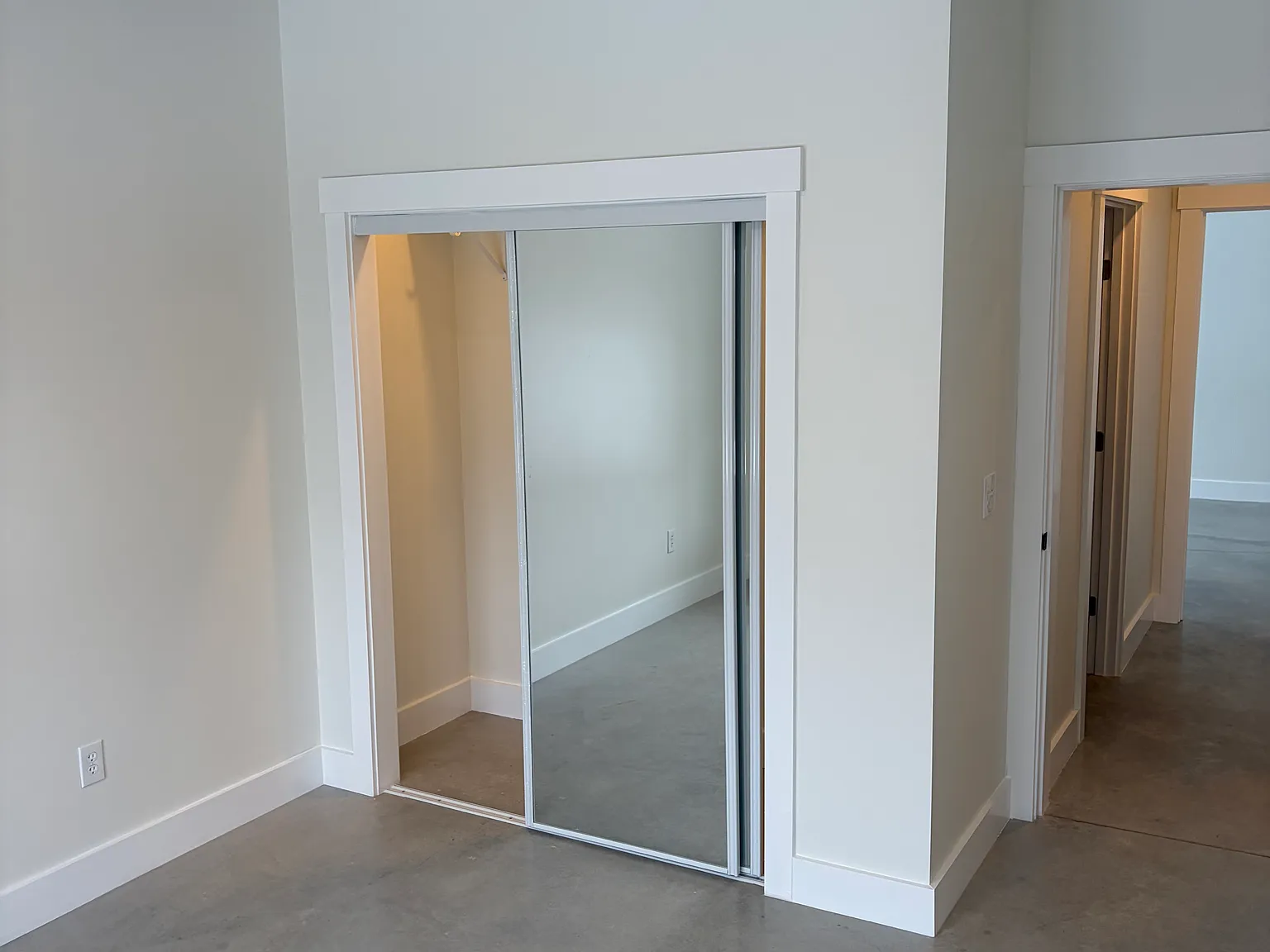 721 Gray Rd — Photo 4