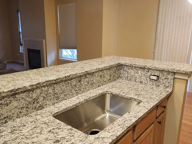 1048 Alameda Blvd #1048 — Photo 8