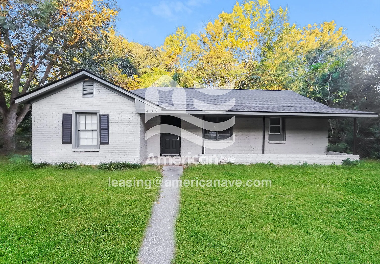 3 bed, 1.0 bath, 1422 sqft, $1,070 — Photo 1