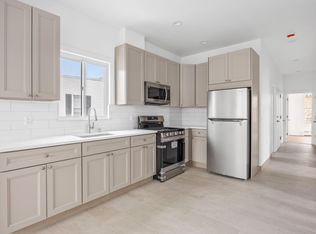 68-14 75th St #2, Middle Village, NY 11379