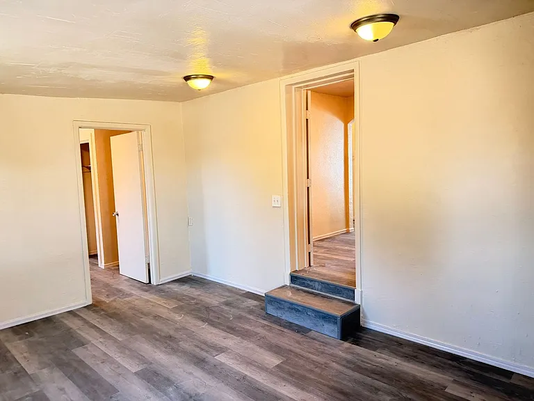 1302 Bunting Ave — Photo 13