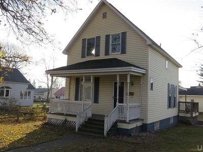 517 Delta Ave, Gladstone, MI, 49837