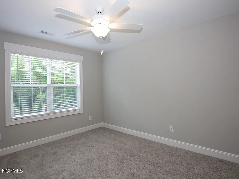 1021 Juniper Lake Rd — Photo 28
