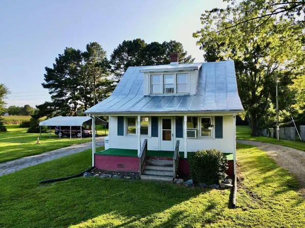 2628 Ridge Rd, Callao, VA 22435