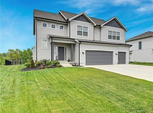 19000 W 189th St, Spring Hill, KS 66083