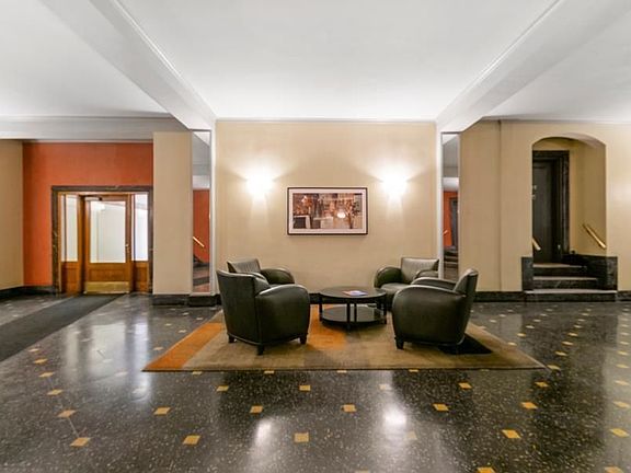5th image of 1 Bank St APT 2C