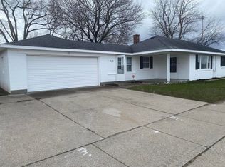 330 54th St SW, Wyoming, MI 49548