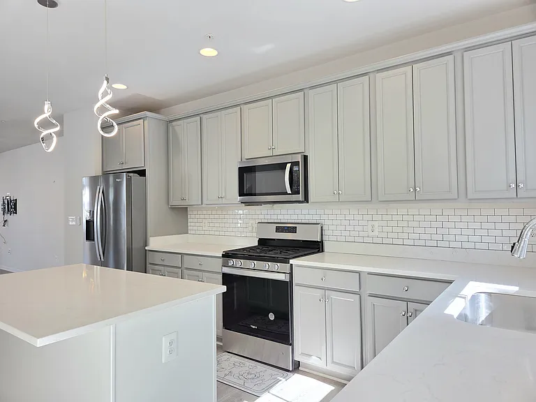 13146 Dowdens Station Way — Photo 6