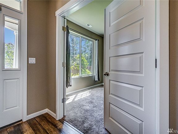 4th image of 4195 Novak Dr SW