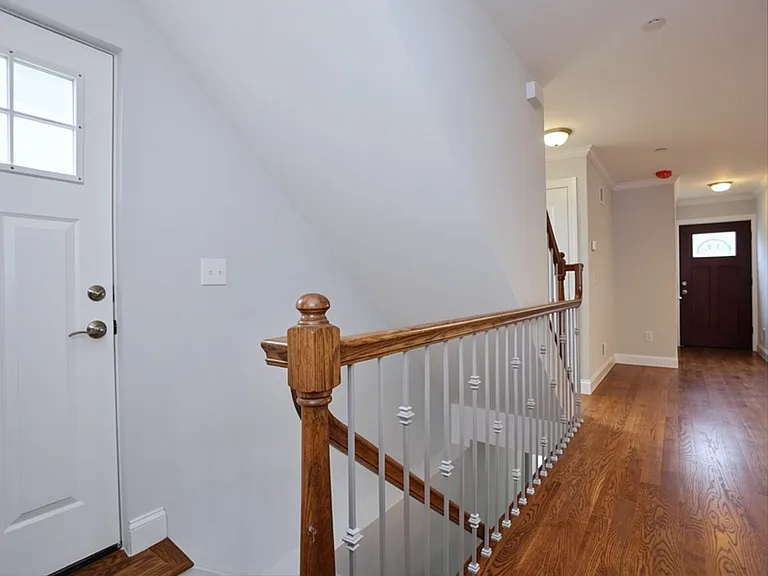 137 Brighton Ave #1 — Photo 9