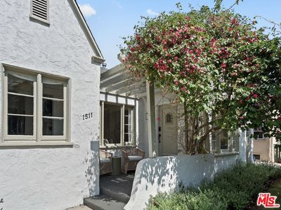 1511 Carmona Ave, Los Angeles, CA, 90019