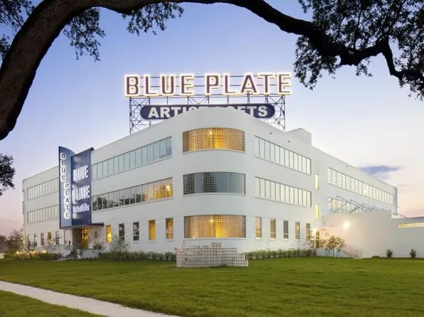 Blue Plate Artist Lofts