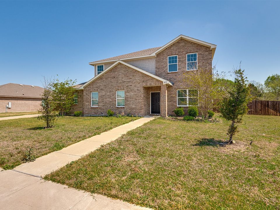 1st image of 2430 Sagebrush Dr