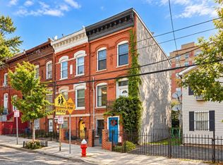 88 Jewett Ave, Jersey City, NJ 07304