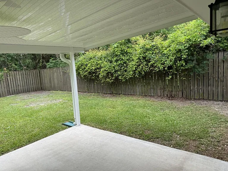 125 Brentwood Blvd — Photo 14