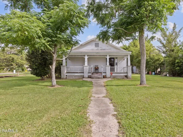 242 Sanaren St, Jeanerette, LA 70544