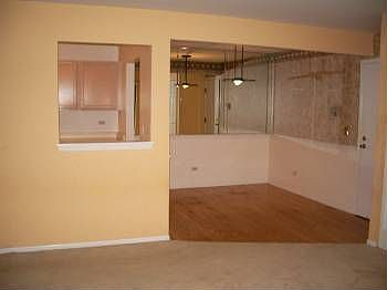3rd image of 960 Lakeside Dr #1D