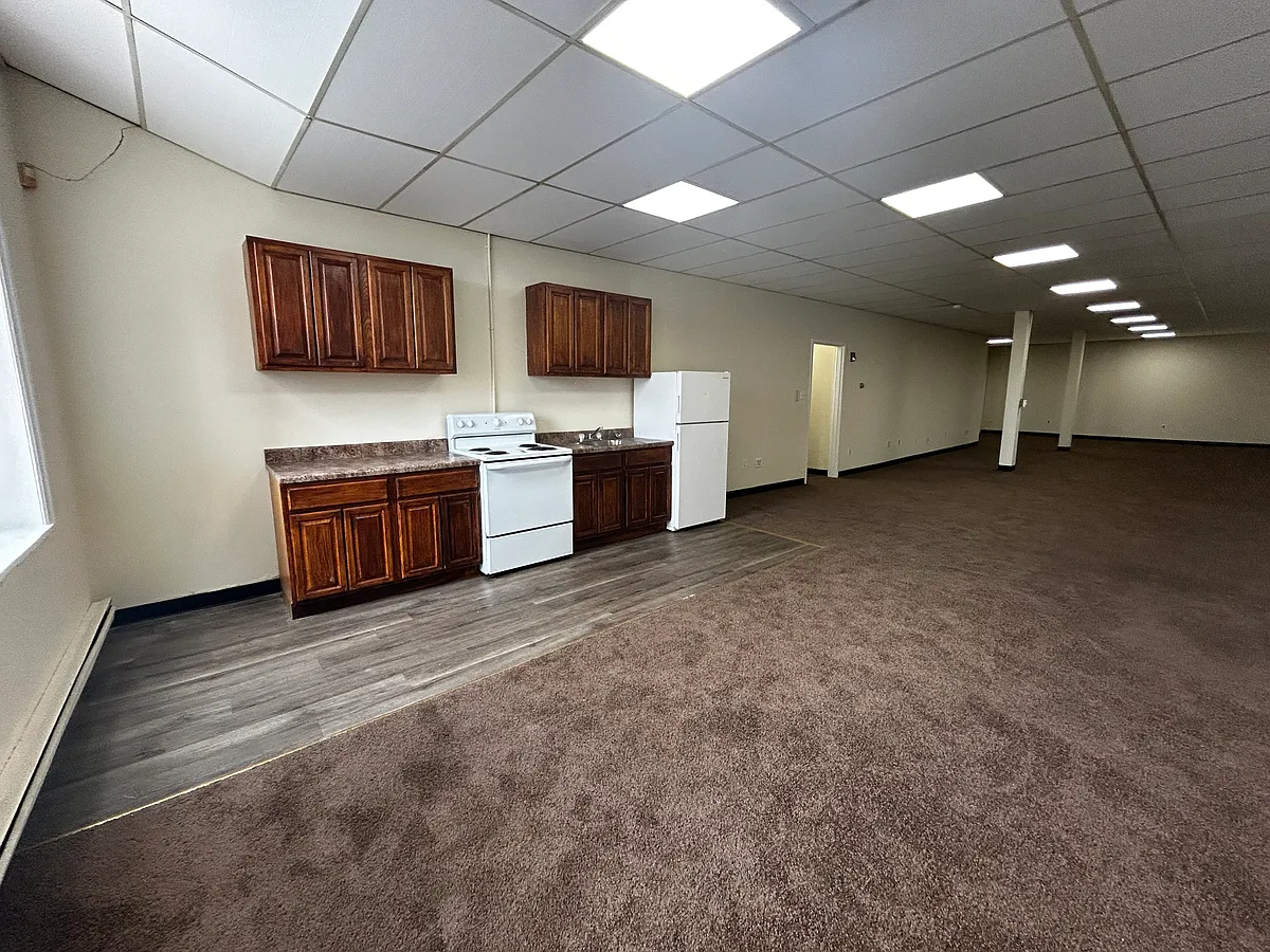 Building Photo - 5547 Germantown Ave #2B
