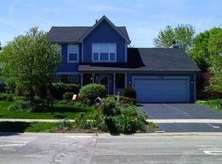 976 W Briarcliff Rd, Bolingbrook, IL 60440