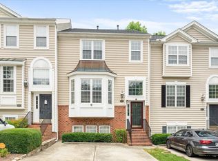 6825 Middleboro Dr, Raleigh, NC 27612