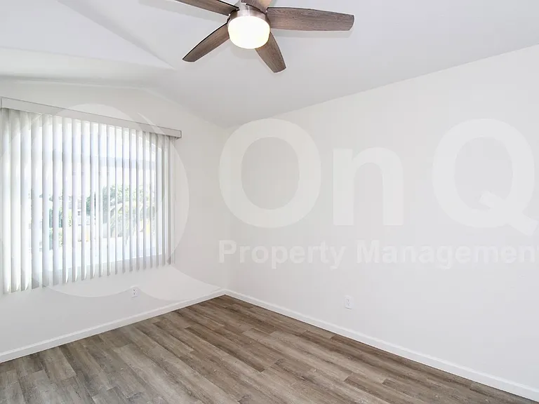 14646 N 90th Dr — Photo 10