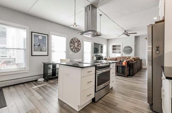 3rd image of 89 Douglass St #1