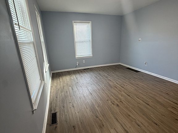 2nd image of 227 Newfield Ave