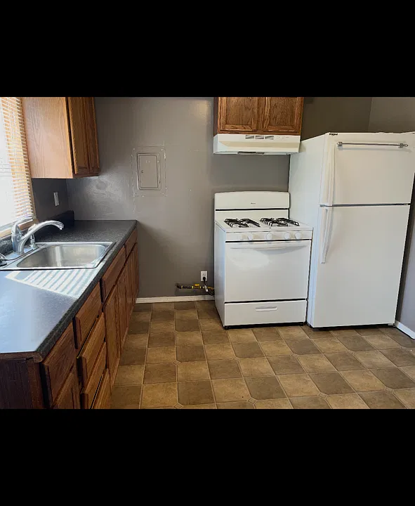 609-611 W Franklin St #1A